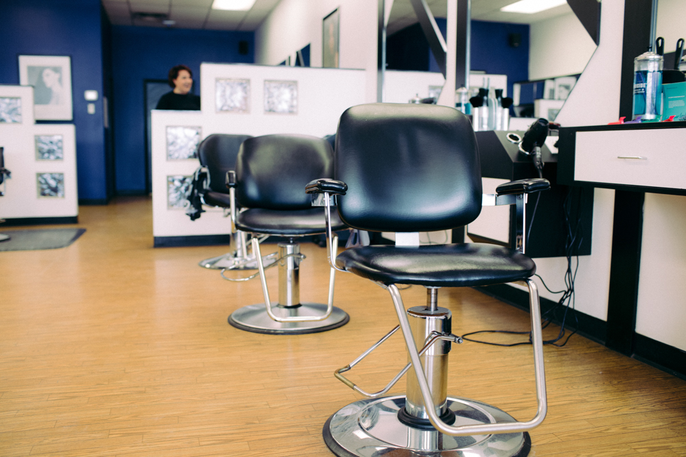 Singletons Hair Care | 1668 Main St, Winnipeg, MB R2V 1Y9, Canada | Phone: (204) 338-4957