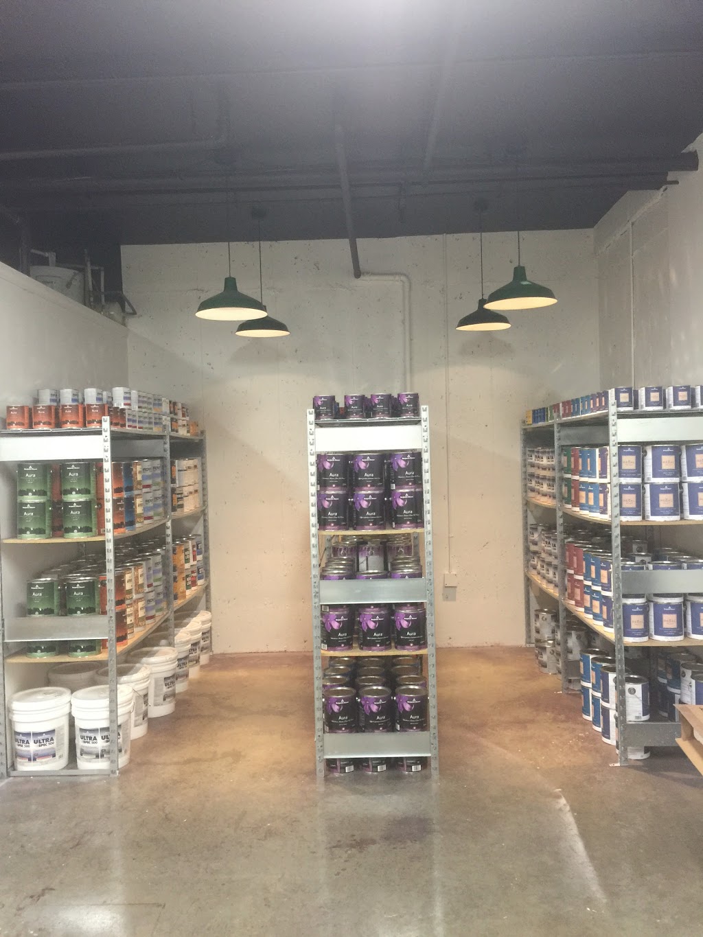 Benjamin Moore | 132B Roberts St, Ladysmith, BC V9G 1B2, Canada | Phone: (250) 533-9028