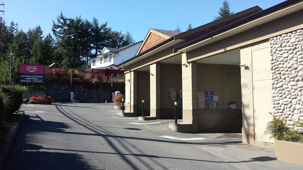 Co-op Car wash | 712 Treanor Ave, Victoria, BC V9B 5V5, Canada