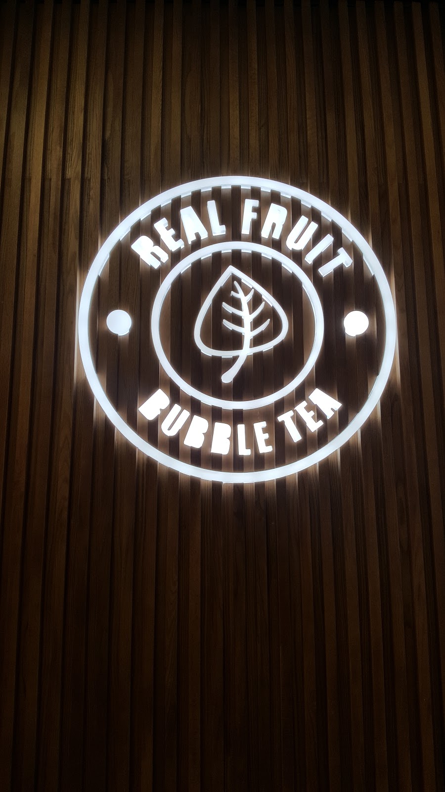 Real Fruit Bubble Tea Lime Ridge | 999 Upper Wentworth St #0244, Hamilton, ON L9A 4X5, Canada | Phone: (888) 896-1829