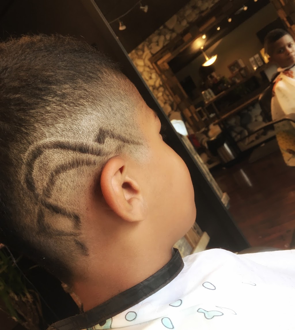 Chrome Artistic Barbering | 314 Lake St, St. Catharines, ON L2N 4H4, Canada | Phone: (905) 937-7628