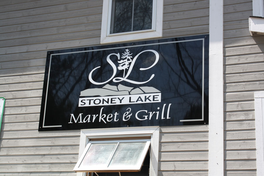 Stoney Lake Market | 2374 Crowes Landing Rd, Lakefield, ON K0L 2H0, Canada | Phone: (705) 877-1222