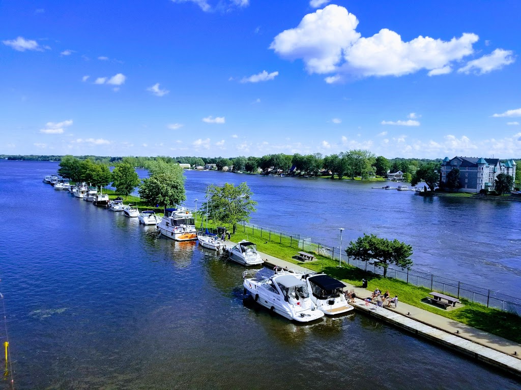 Sainte Anne De Bellevue Canal National Historic Site 170 Rue Sainte Anne Sainte Anne De Bellevue Qc H9x 1n1 Canada