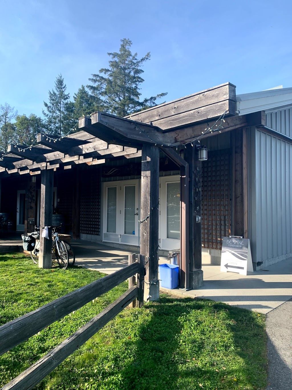 DEVINE Distillery & Winery | 6181B Old West Saanich Rd, Saanichton, BC V8M 1W8, Canada | Phone: (250) 665-6983