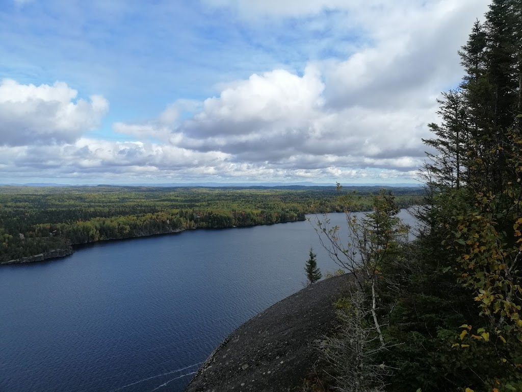Sentier pédestre du lac Kénogami | Chem. du Vallon, Lac-Saint-Jean-Est, QC G8M 1N5, Canada | Phone: (418) 545-0747