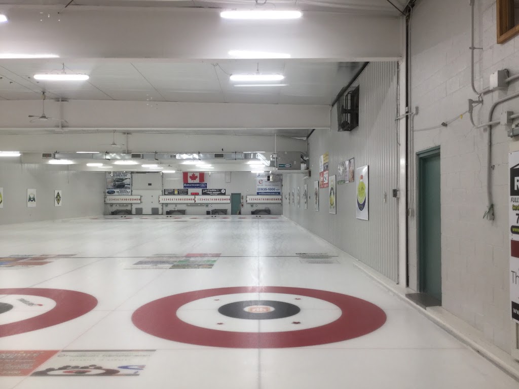 Haliburton Curling Club | 730 Mountain St, Haliburton, ON K0M 1S0, Canada | Phone: (705) 457-2830