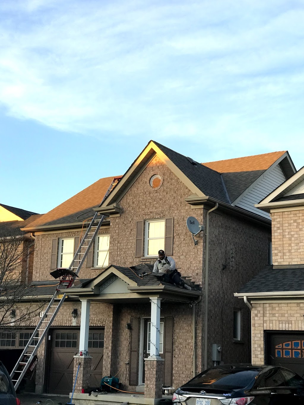 Canadian superior roofing | 87 Fontebella Ave, Woodbridge, ON L4H 2B8, Canada | Phone: (416) 285-0009