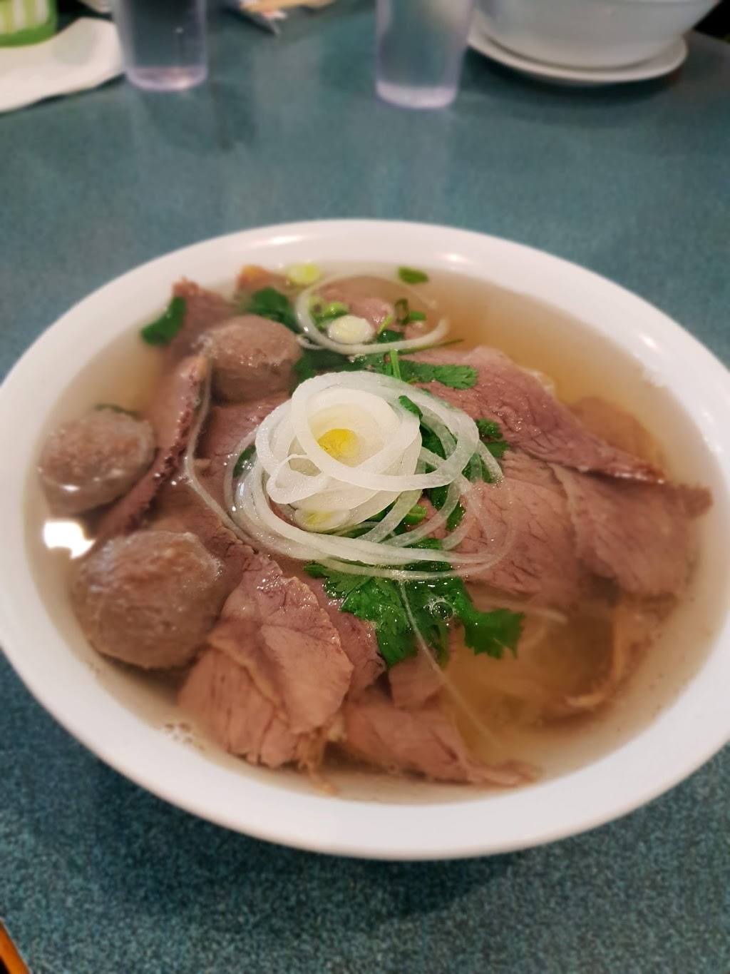 Kim Hoang Restaurant | 10330 152 St, Surrey, BC V3R 4G8, Canada | Phone: (604) 951-8382