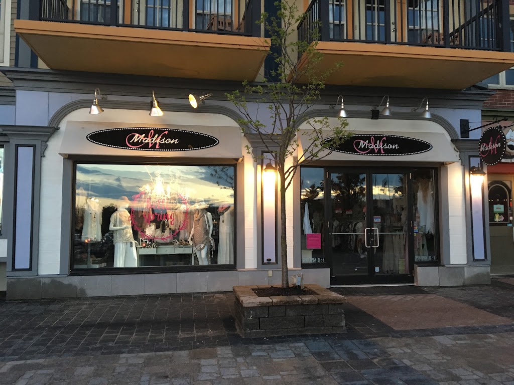 Madison | clothing store | 1759 Village Cres, The Blue Mountains, ON L9Y 0V2, Canada | 7054454435 OR +1 705-445-4435