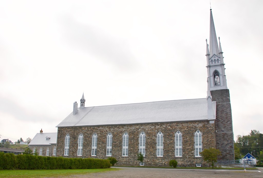 Décollation-of-St-John-the-Baptist Catholic Church | 150 Rue St Jean Baptiste, LIsle-Verte, QC G0L 1K0, Canada | Phone: (418) 898-2682