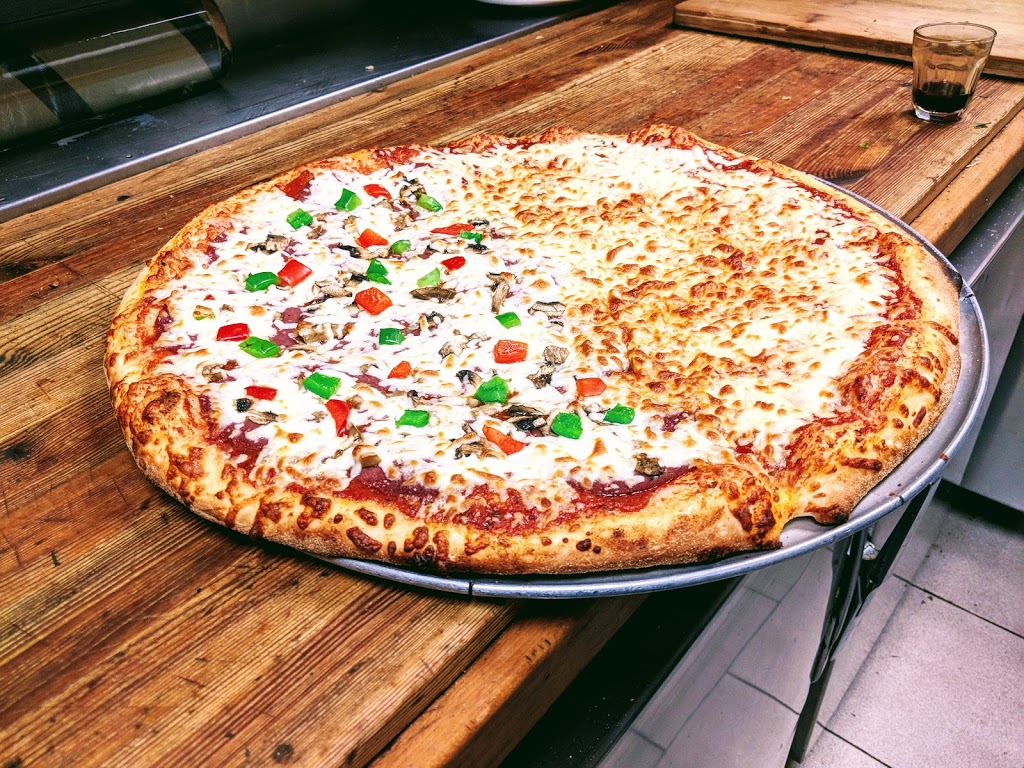 Super Pizza Time | 3882 Rue Bélanger, Montréal, QC H1X 1B6, Canada | Phone: (514) 727-0222