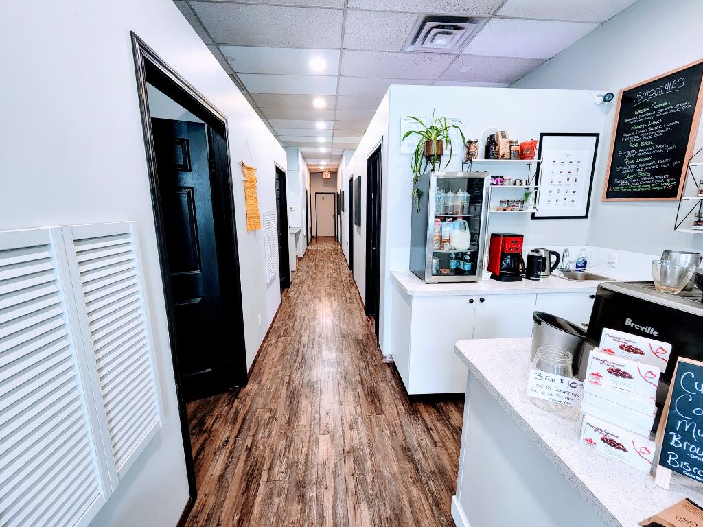 Café Séne | 146a Erickson Dr, Red Deer, AB T4R 2C3, Canada | Phone: (403) 406-7965