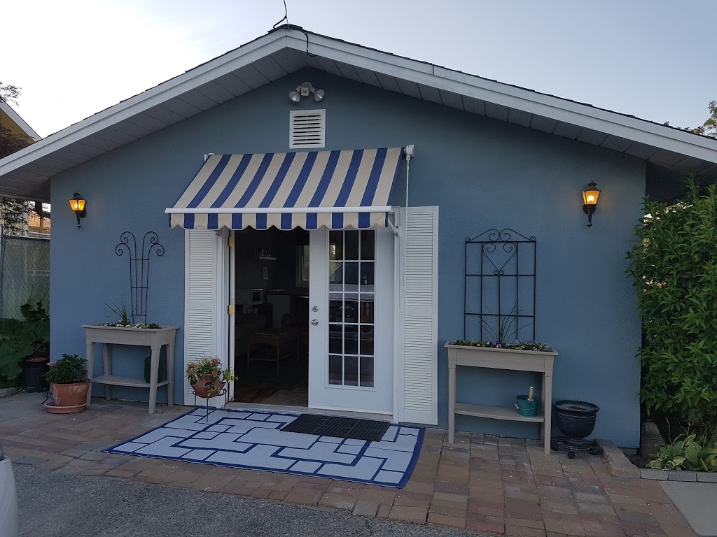 Solly Road B&B | 6108 Solly Rd, Summerland, BC V0H 1Z1, Canada | Phone: (778) 516-7900