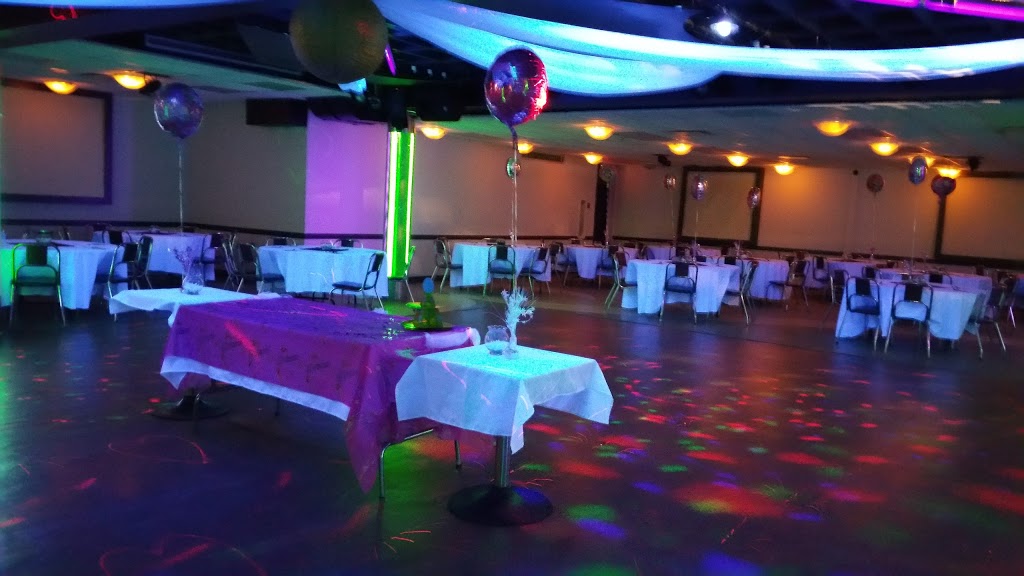 Desi Pizza & Curries | 849 Henderson Hwy, Winnipeg, MB R2K 2L4, Canada | Phone: (204) 504-7100