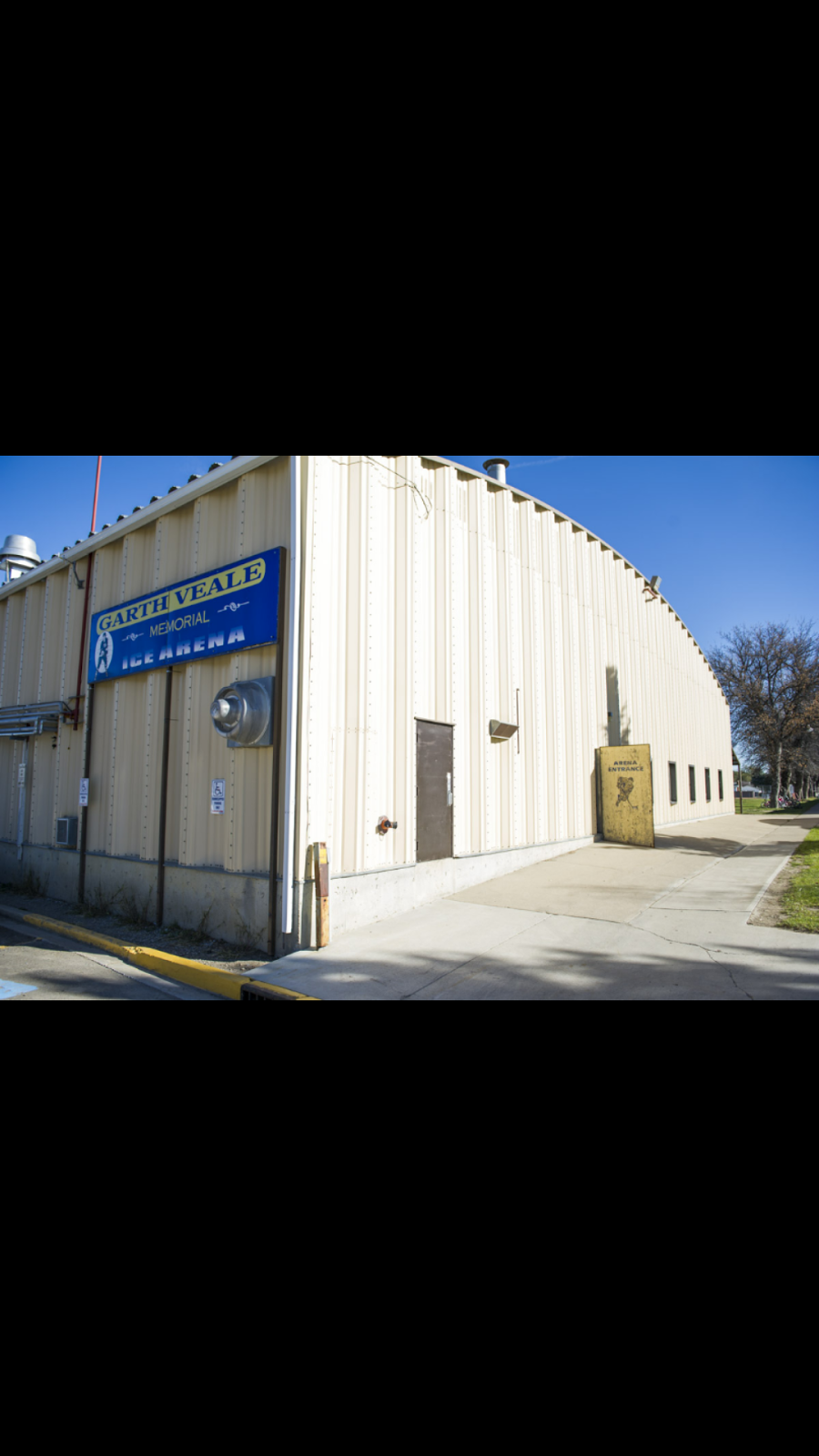 Magrath Arena | Garth Veale Arena, 5 N Centre St, Magrath, AB T0K 1J0, Canada | Phone: (403) 758-3732