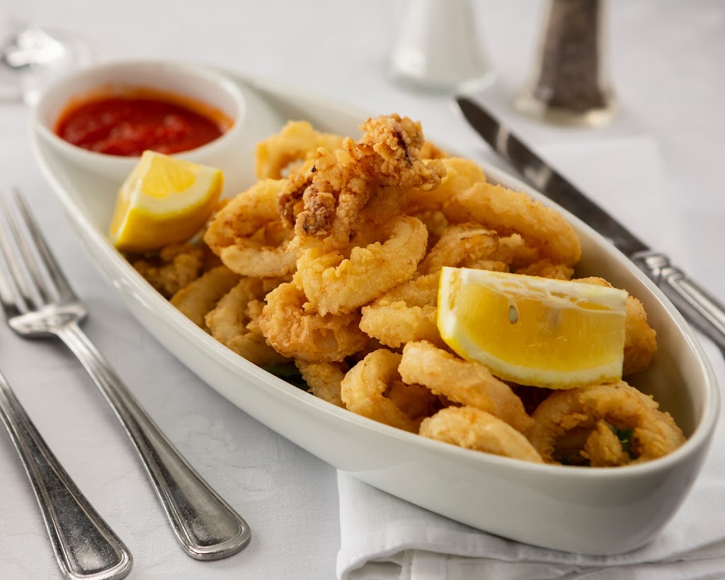 Restaurant Vino Rosso | 5291 Boul Henri-Bourassa O, Saint-Laurent, QC H4R 1B7, Canada | Phone: (514) 337-6664