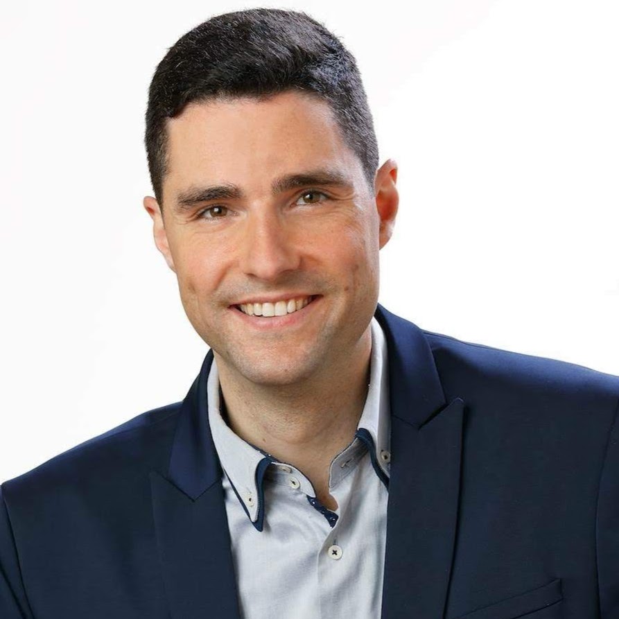 Jonathan Amantea - RE/MAX Ultimate Realty Inc., Brokerage | 1192 St Clair Ave W, Toronto, ON M6E 1B4, Canada | Phone: (647) 831-1965