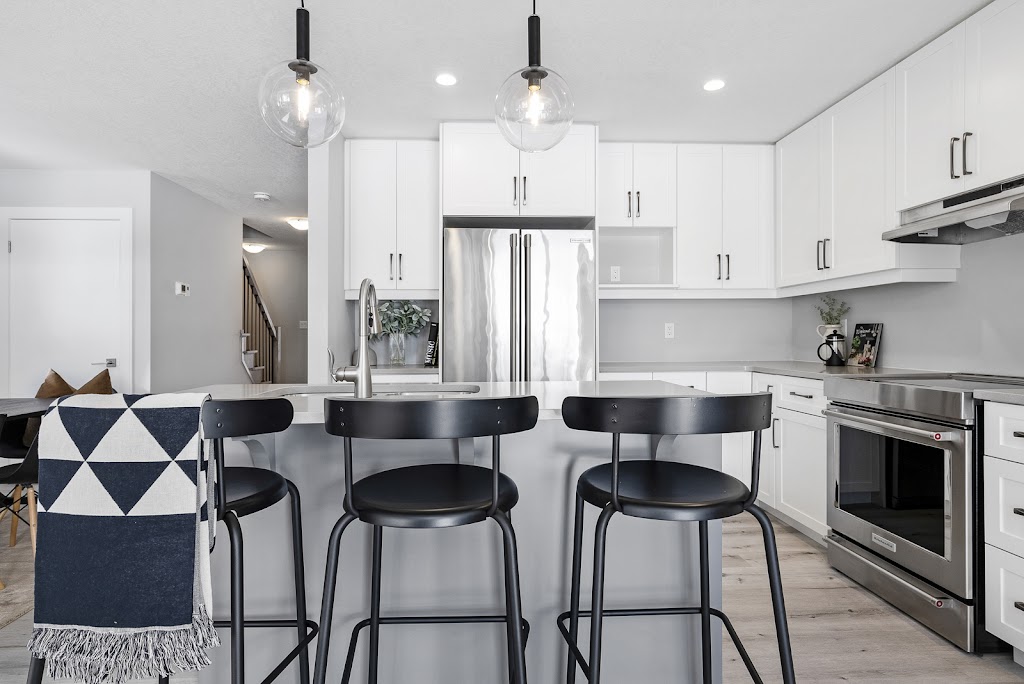 Sunvale Homes | 66 Kirby Ave, Collingwood, ON L9Y 2L3, Canada | Phone: (519) 341-6443 ext. 100