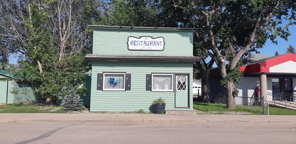 Southern Roots Authentic Cajun and Creole Cuisine | 124 3rd St, Dalmeny, SK S0K 1E0, Canada | Phone: (306) 254-4319