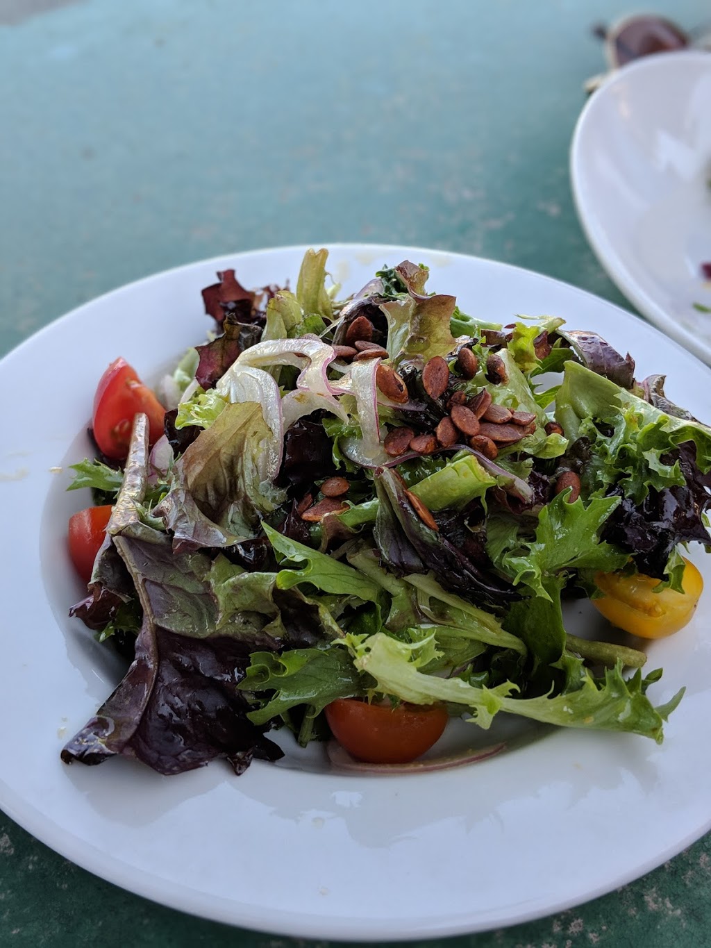 Le Hibou | 757 Chemin Riverside, Wakefield, QC J0X 3G0, Canada | Phone: (819) 459-8883