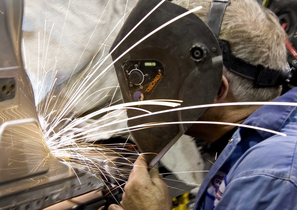 Craftsman Collision | 1070 Stevens Rd, West Kelowna, BC V1Z 1A3, Canada | Phone: (250) 769-9495