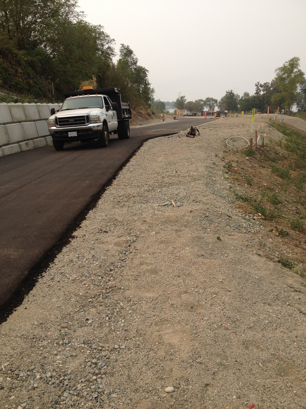 GLE Green Landscape Experts Ltd | 5727 256 St, Langley City, BC V4W 1H2, Canada | Phone: (604) 625-5010