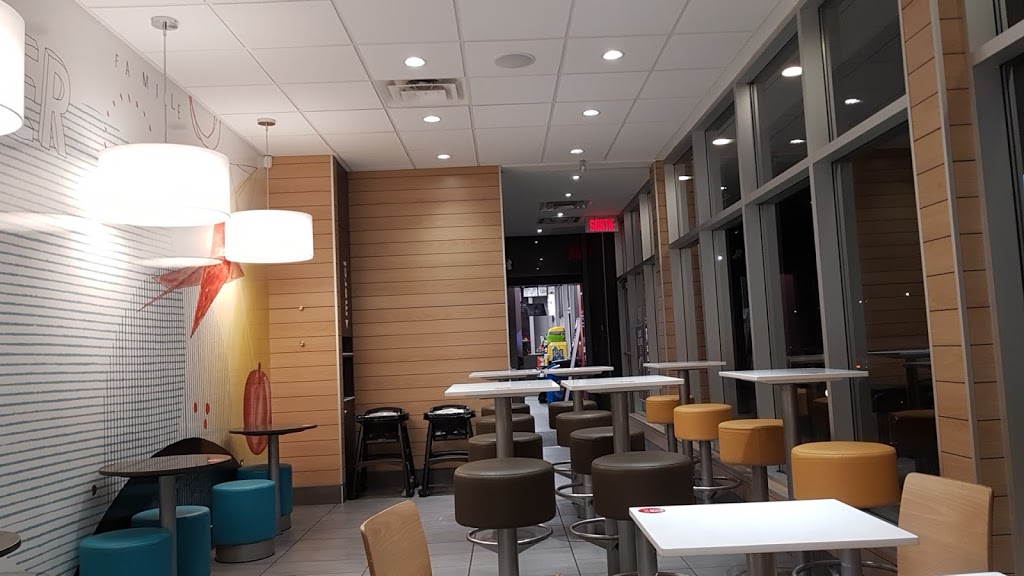 McDonalds | 235 Rue Saint-Jacques, Saint-Jacques, QC J0K 2R0, Canada | Phone: (450) 839-7243