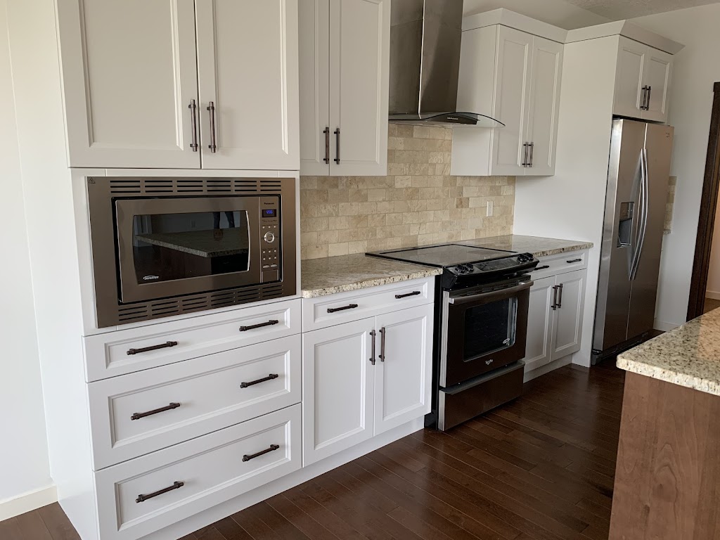Novana Renovations Glods Painting | 78 Tuscany Ridge View NW, Calgary, AB T3L 2J5, Canada | Phone: (403) 560-6532