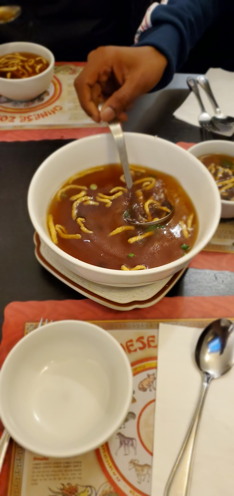 Hi-Ball Restaurant | 421 Academy Rd, Winnipeg, MB R3N 0C1, Canada | Phone: (204) 488-4487