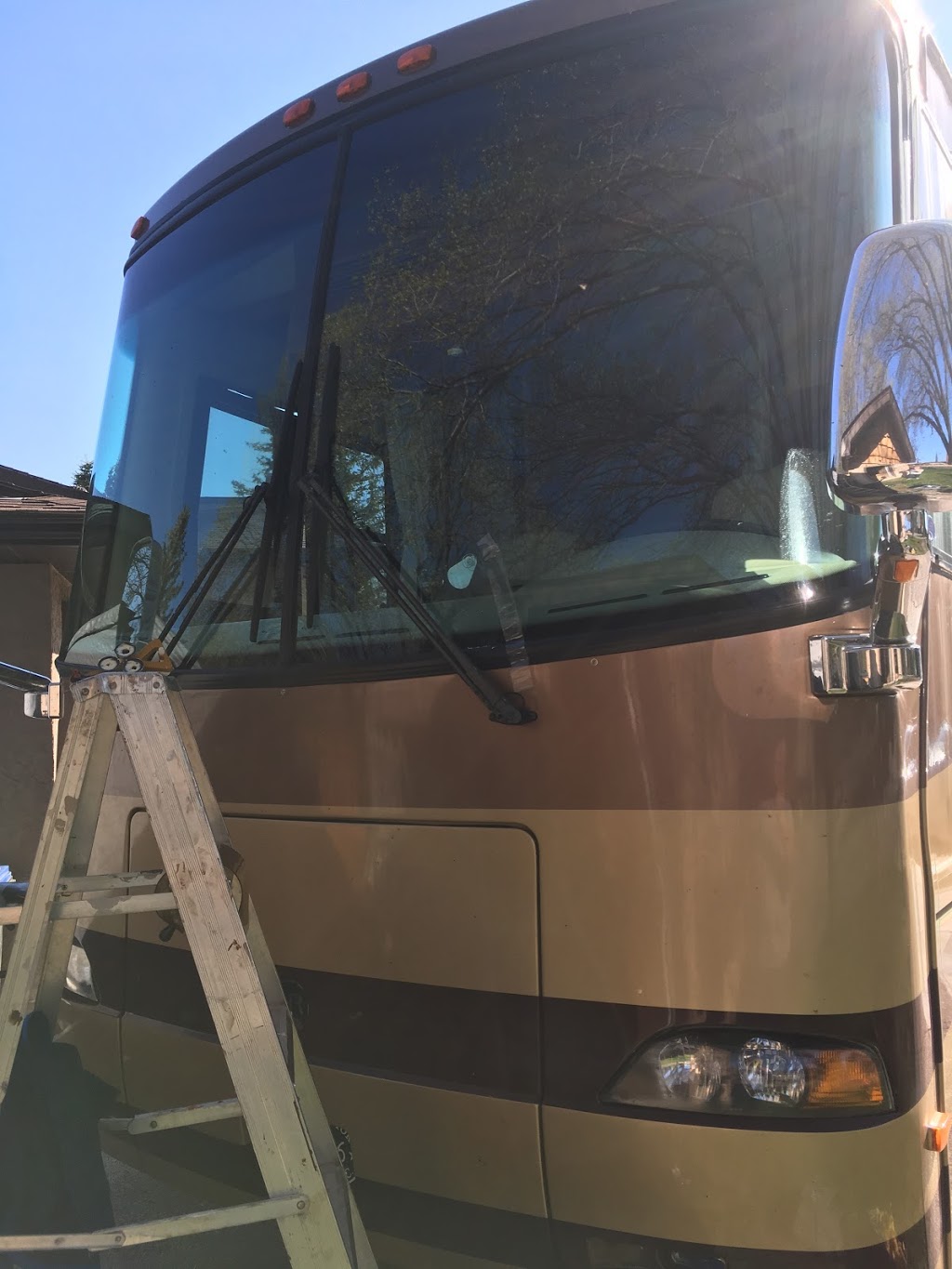 Okotoks Mobile Windshield Repair | 36 Crystal Green Way, Okotoks, AB T1S 2K5, Canada | Phone: (587) 284-8700
