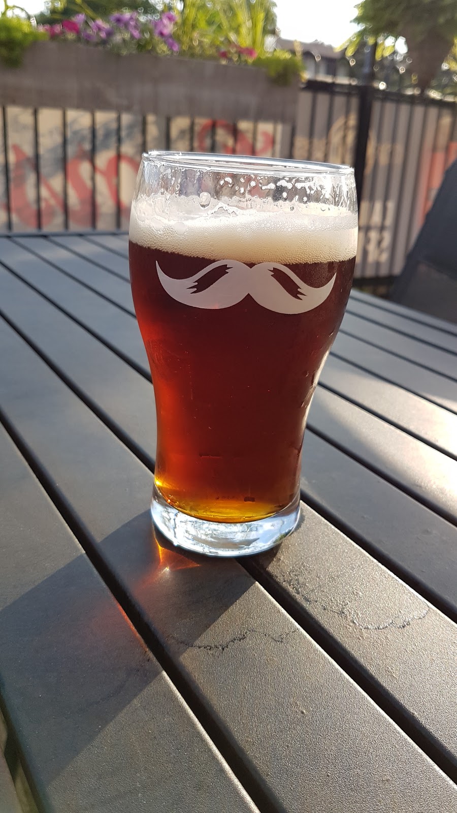 Maguires Pub | 284 Queen St E, Brampton, ON L6V 1C2, Canada | Phone: (905) 487-2337