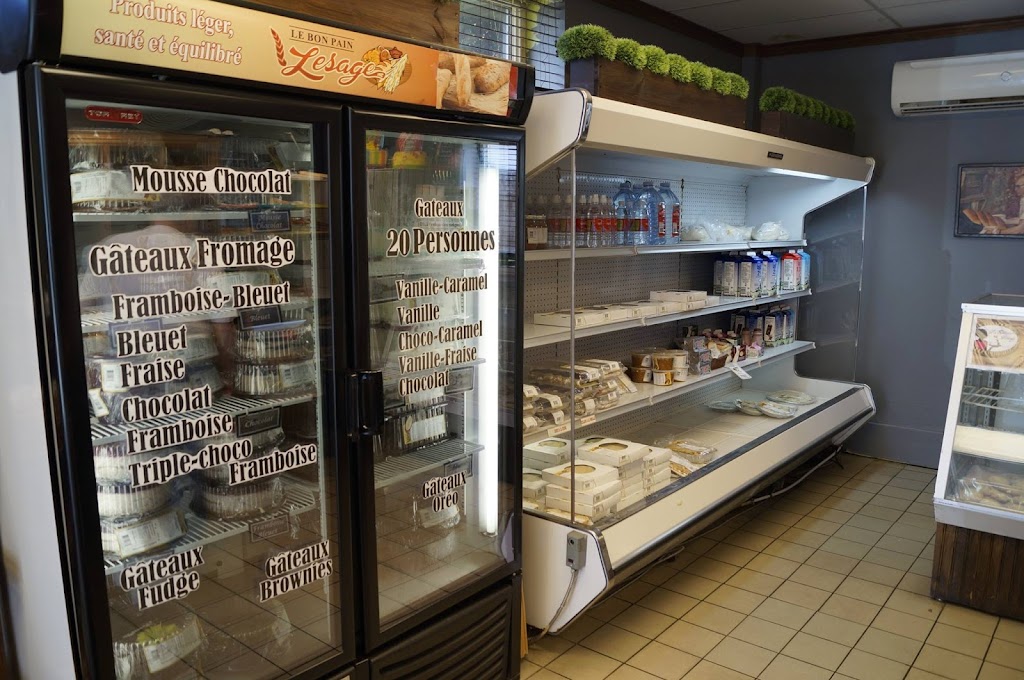 Bakery and Pastry Lesage Inc | 809 Rue Harvey O, Alma, QC G8B 1P6, Canada | Phone: (418) 662-6195