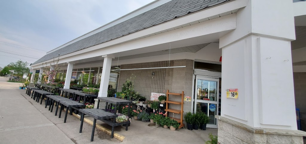 Metro | 28 Bay St, Barrys Bay, ON K0J 1B0, Canada | Phone: (613) 756-7097