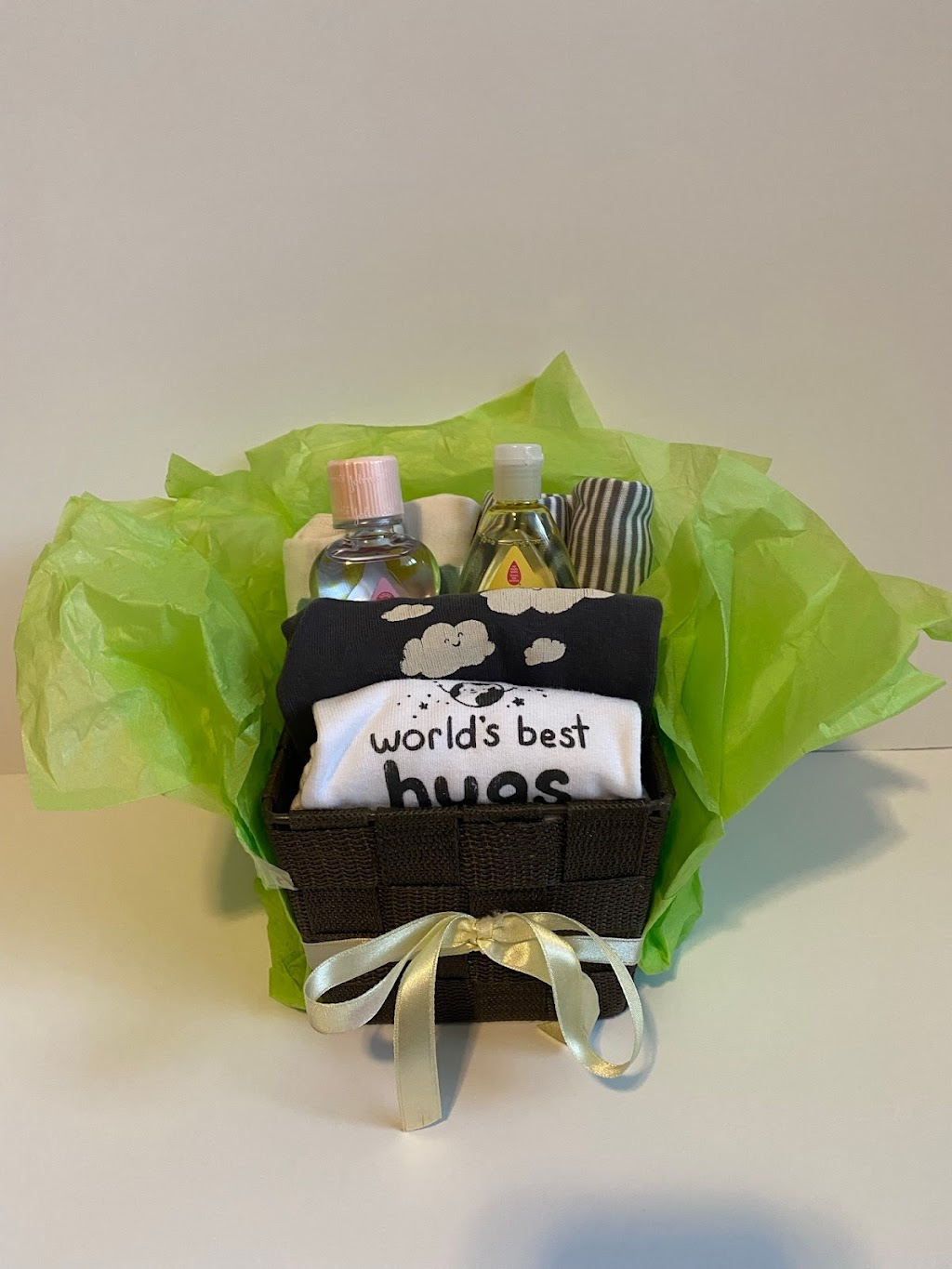 Confetti | 89 Arbour Crest Rd NW, Calgary, AB T3G 4L4, Canada | Phone: (587) 899-7860