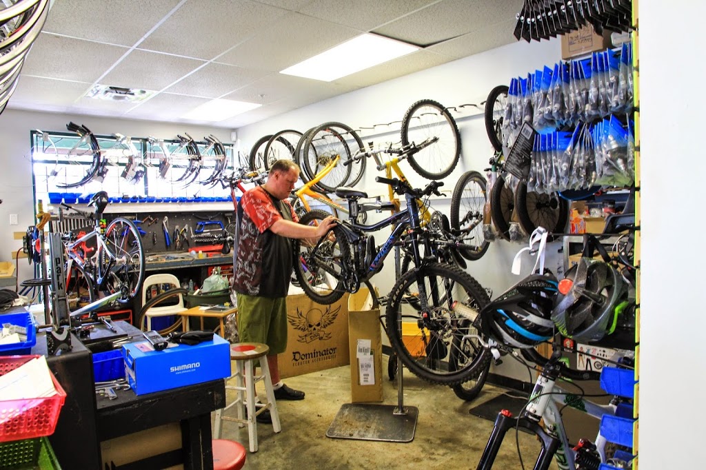 Pitt Meadows Cycle | bicycle store | Unit 110A (Meadowvale Mall), 19150 Lougheed Hwy, Pitt Meadows, BC V3Y 2H6, Canada | 6044652885 OR +1 604-465-2885