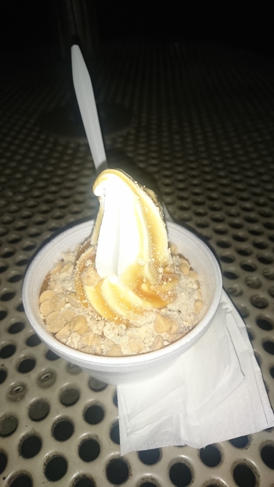 Merla Mae Ice Cream Ltd. | 1080 Adelaide St N, London, ON N5Y 2N1, Canada | Phone: (519) 438-2253