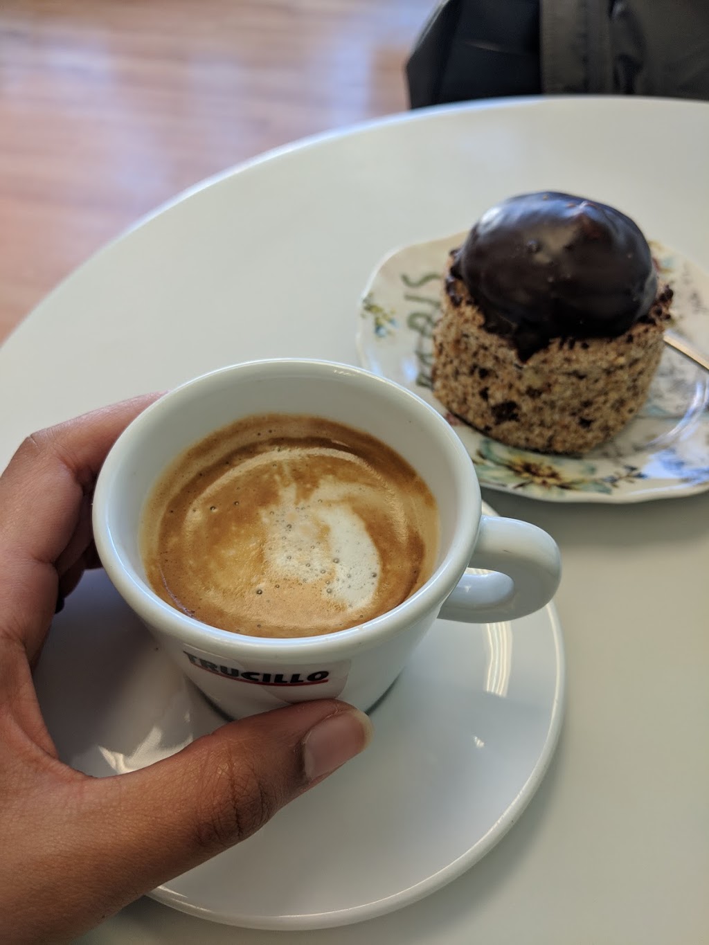 European Patisserie | 5072 Dundas St W, Etobicoke, ON M9A 1B9, Canada | Phone: (416) 783-9377