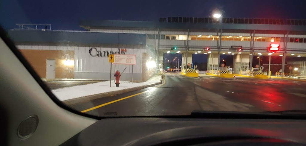 Canada Border Services Agency - Stanstead Port of Entry | 2 Highway 55, Stanstead, QC J0B 3E2, Canada | Phone: (800) 461-9999