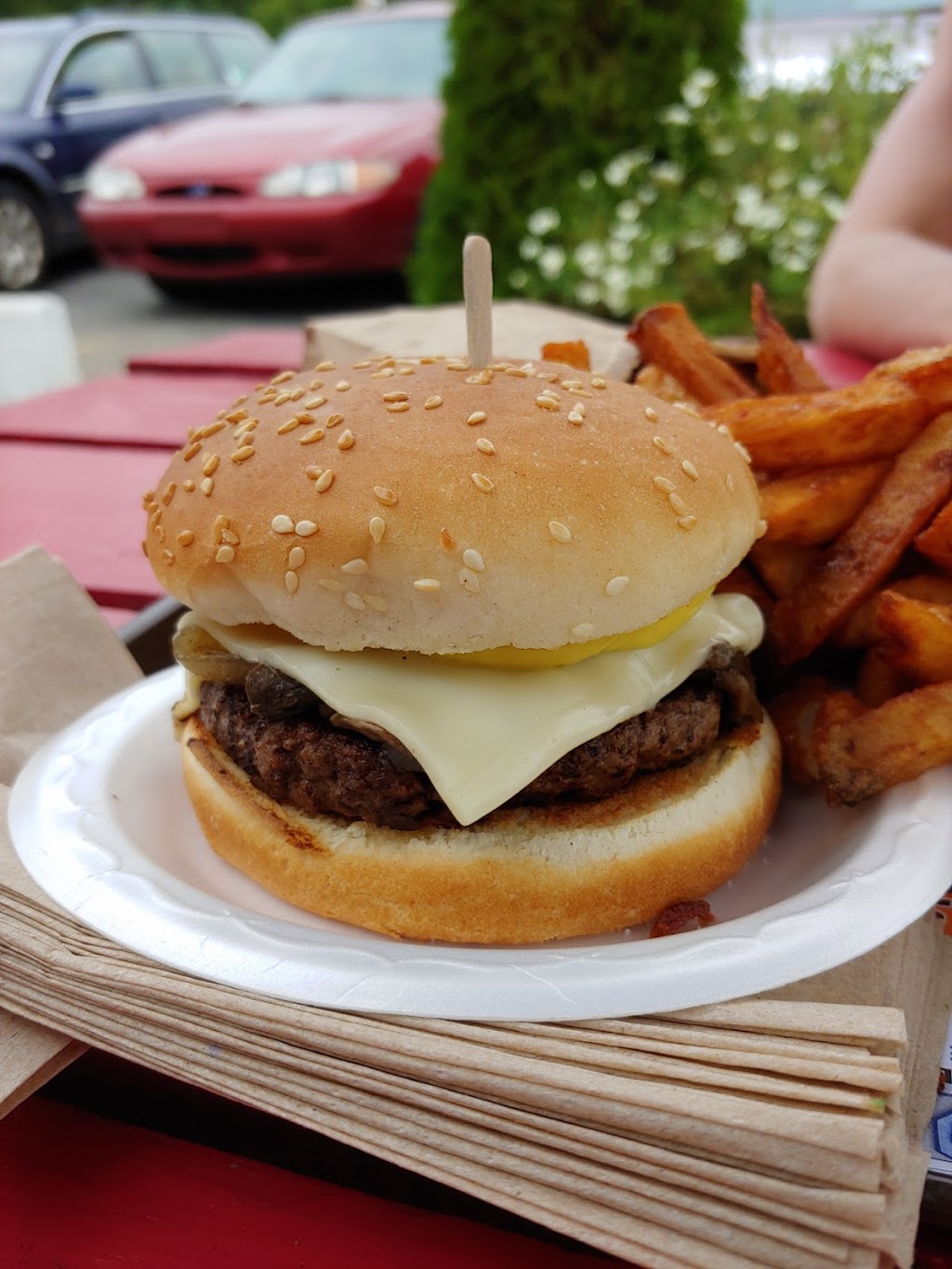 Burger Bob | 613 219, Rte N, Hemmingford, QC J0L 1H0, Canada | Phone: (450) 247-2624