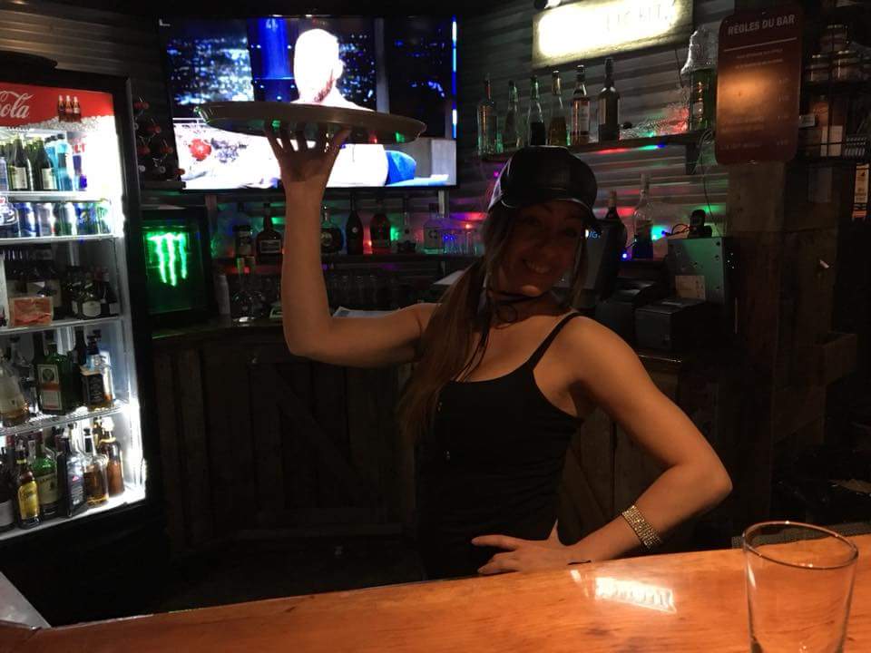 Bar Au Garage | 1214 Boulevard de la Gabelle, Saint-Étienne-des-Grès, QC G0X 2P0, Canada | Phone: (819) 655-0566