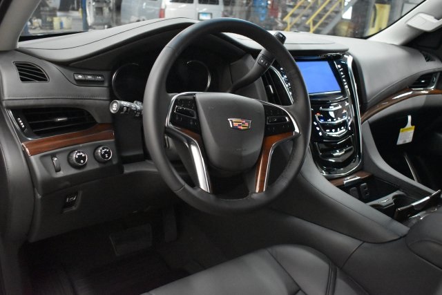 Pearson Airport Limo & Taxi Service | 3077 Swansea Dr, Oakville, ON L6L 6H7, Canada | Phone: (877) 335-5304