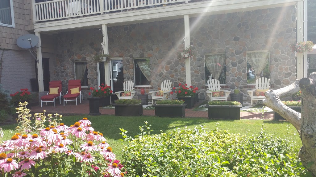 To Uxbridge Manor Spa | 11568 Concession 3 Rd, Uxbridge, ON L9P 1R1, Canada | Phone: (905) 852-6047