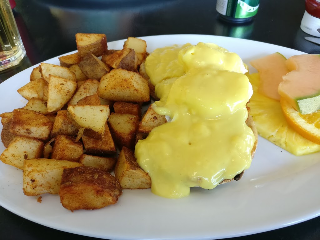 Victoria All Day Grill | 646 Danforth Rd, Scarborough, ON M1K 1G2, Canada | Phone: (416) 266-0101
