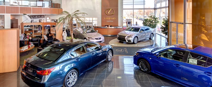 Lexus Gabriel St-Laurent | 3303 Chemin de la Côte-de-Liesse, Saint-Laurent, QC H4N 3C2, Canada | Phone: (514) 747-7777