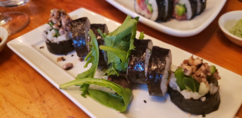 Avocado | 270 Chemin du Bord-du-Lac, Pointe-Claire, QC H9S 4K9, Canada | Phone: (514) 505-4055