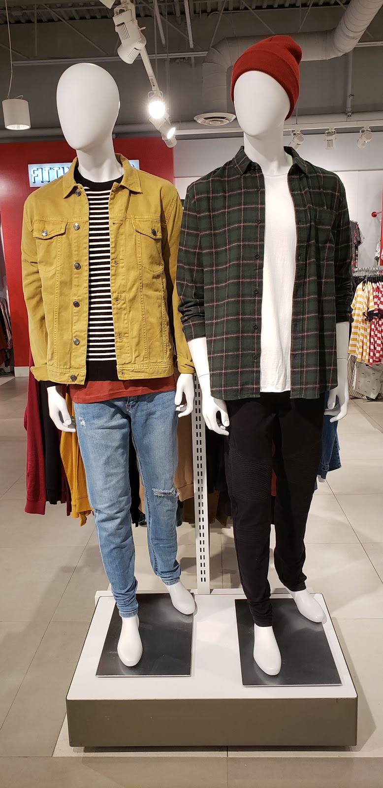 Forever 21 | 465 Bayfield St, Barrie, ON L4M 4Z9, Canada | Phone: (705) 737-1286