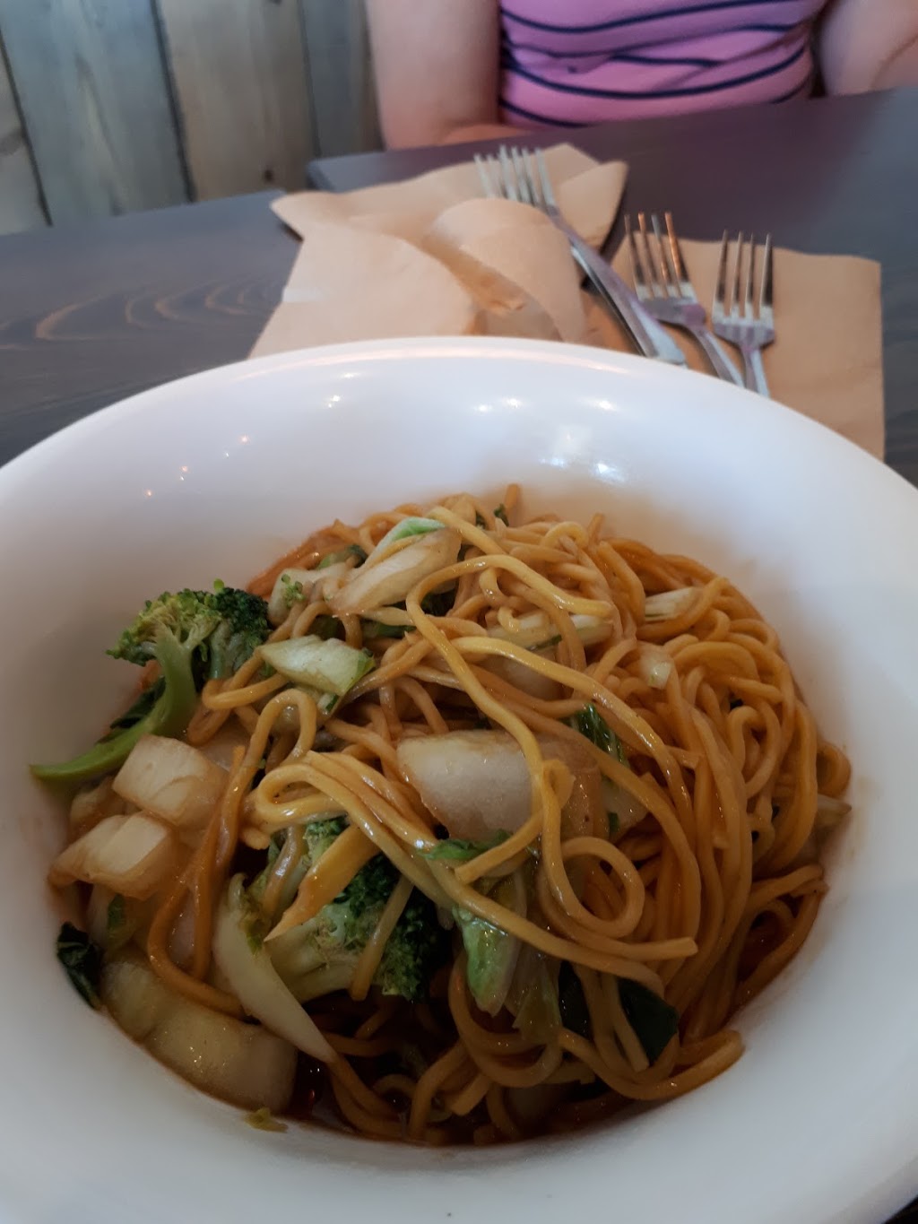 Noodlebox | 5580 Vedder Rd #200, Chilliwack, BC V2R 5P4, Canada | Phone: (604) 769-0060