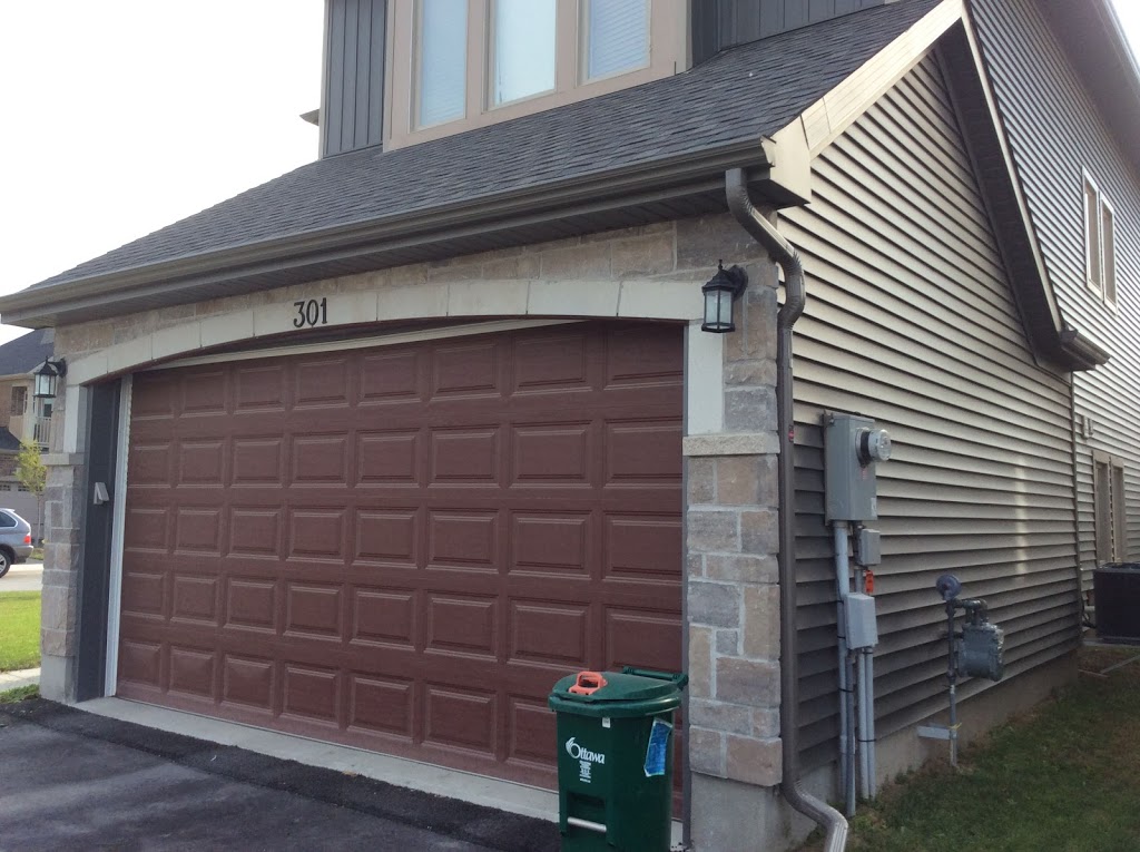 Modern Eavestroughing | 166 Rue de Varennes unit/ 900-1000, Gatineau, QC J8T 8G4, Canada | Phone: (613) 736-7373