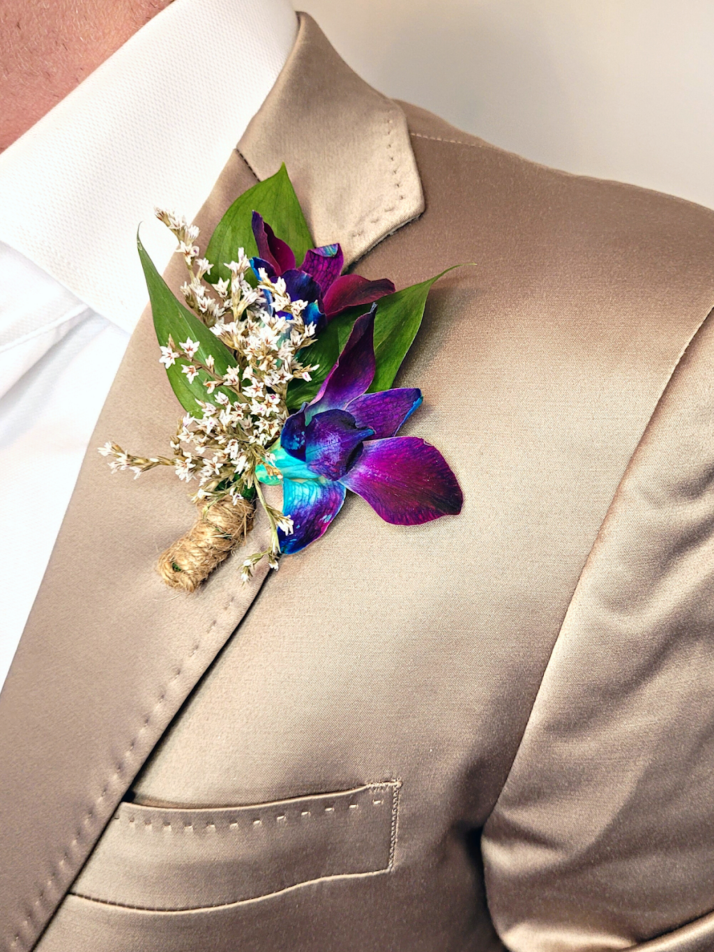 Lada Co. Florals | Edgerton Dr, Bowmanville, ON L1C 4S7, Canada | Phone: (647) 530-1522