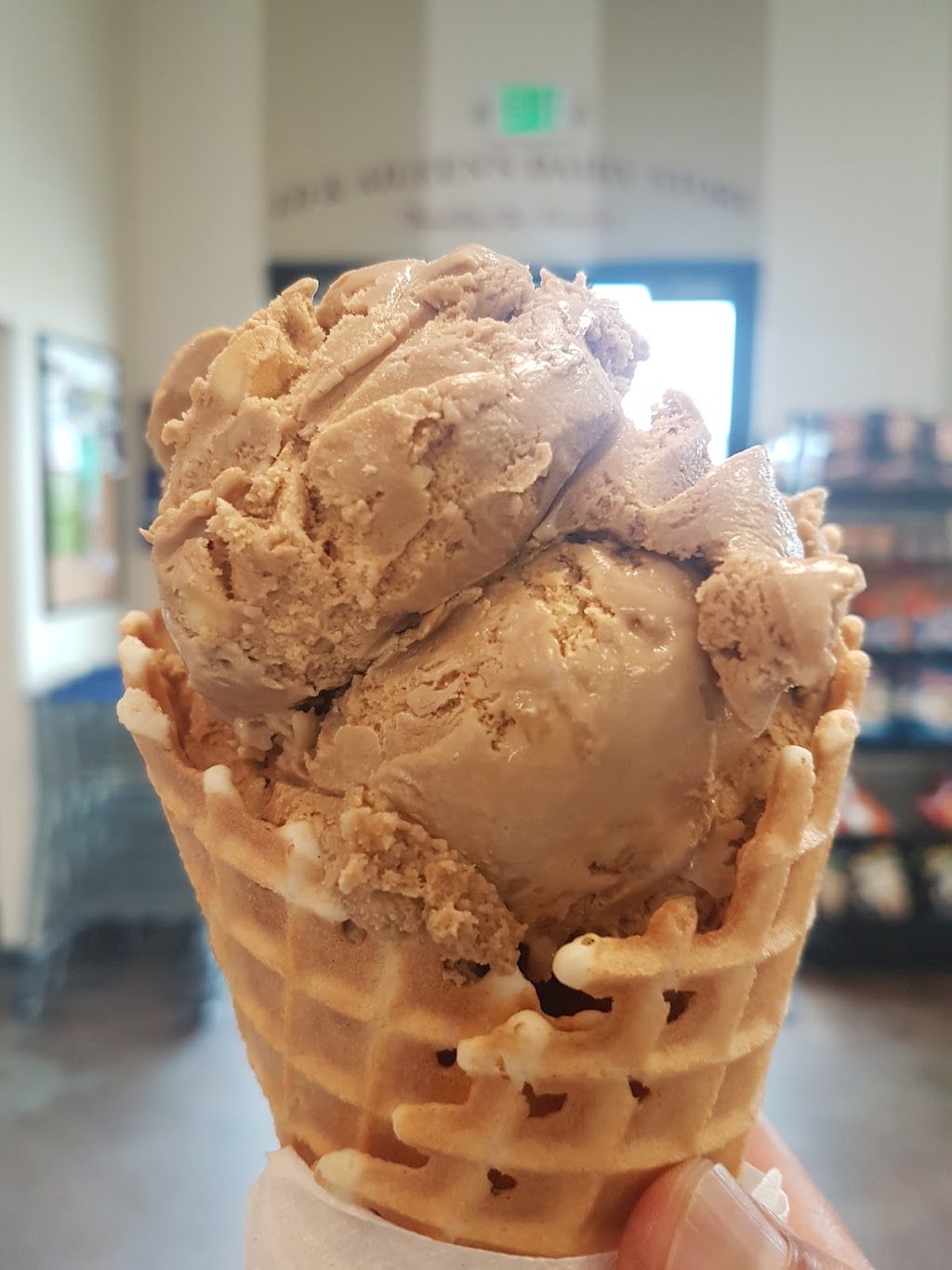 Edaleen Dairy | 5905 Portal Way, Ferndale, WA 98248, USA | Phone: (360) 393-4215